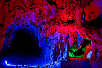 img-china-huanglongcave