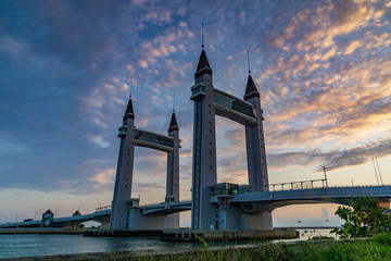 img-malaysia-drawbridge